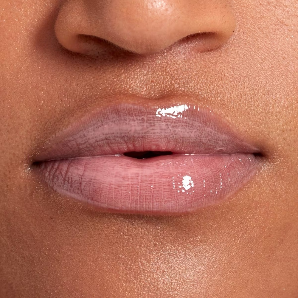 🤩 $5 SALE! 🤩 NWT NYX Butter Gloss mini in Crème Brulee - Picture 3 of 6
